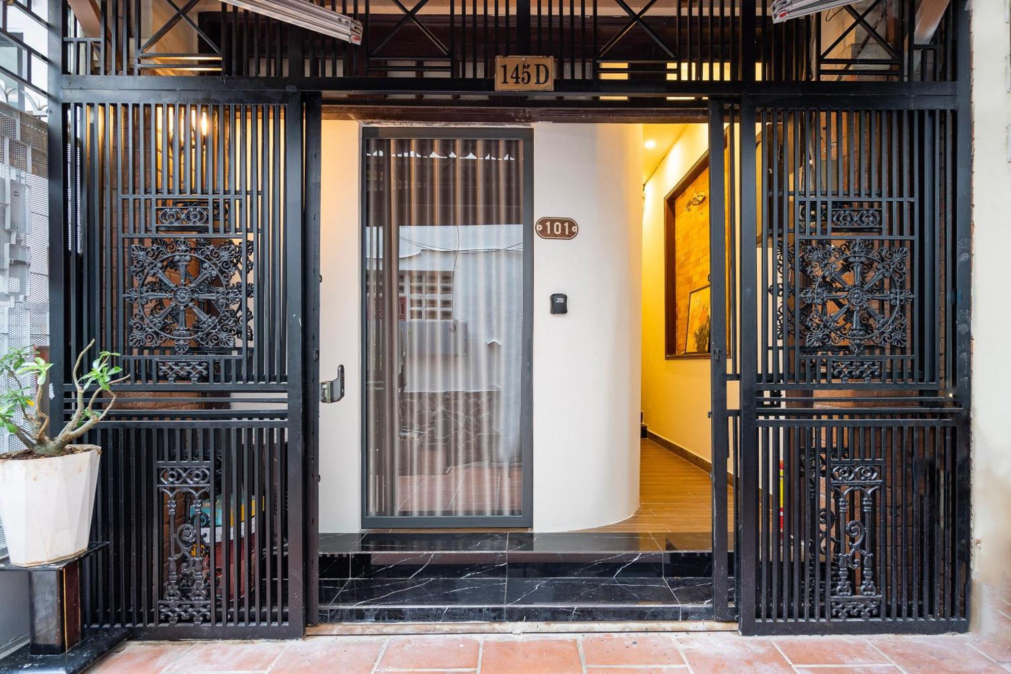 A Little Saigon Hotel - Bui Vien Walking Street 호치민 외부 사진
