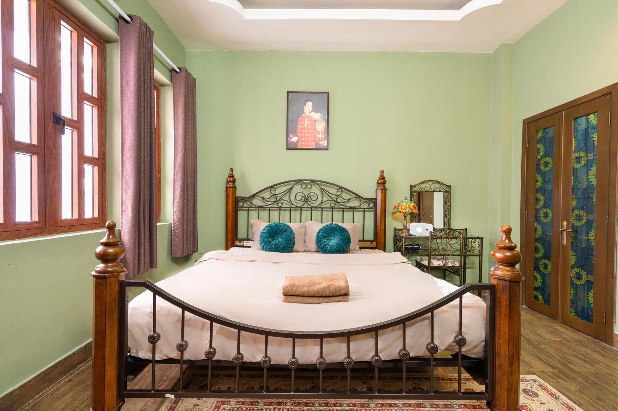 A Little Saigon Hotel - Bui Vien Walking Street 호치민 외부 사진